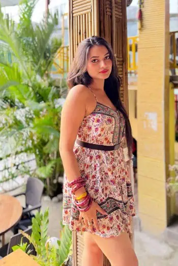 Divanshi escorts service nearby